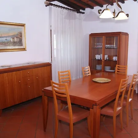 Sleeps 8 T242065 * Montaione